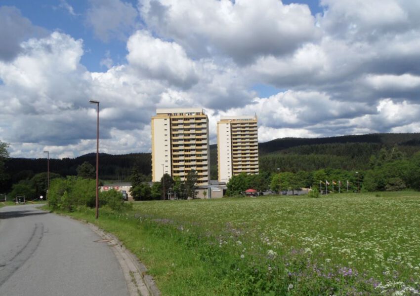 Ferienapartment mit Schwimmbad und Bergblick